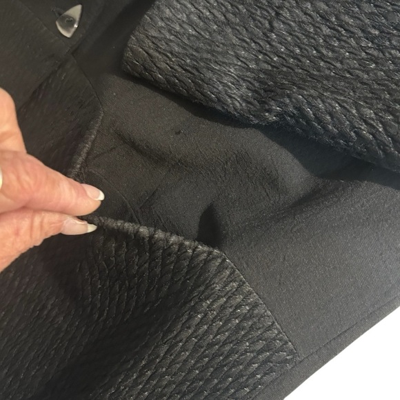 Anna Kaszer 3 Button Front Black Blazer Sz 40 - Picture 8 of 13